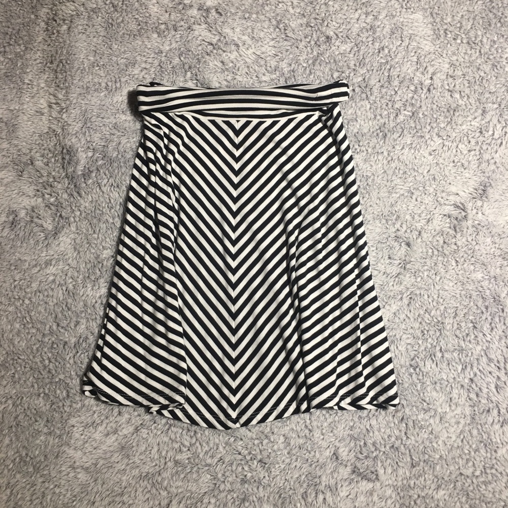 cute striped skirt